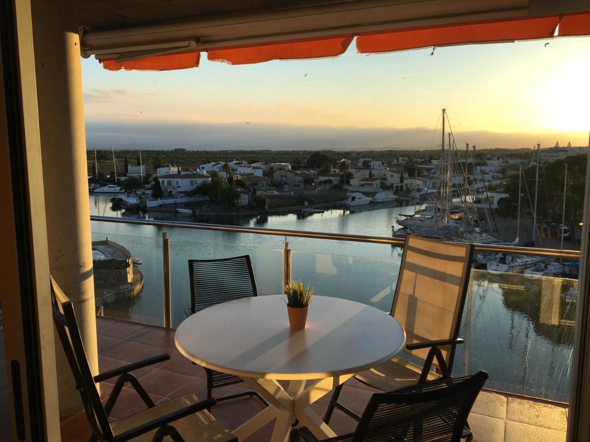 Vue Panoramique Sur La Mediterrannee, Appartement Sur Canal & Proche Plage Roses Exterior photo